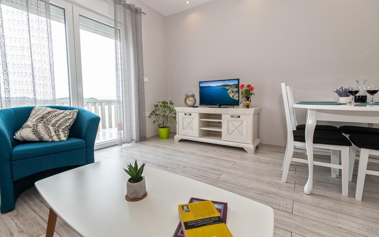 Apartments Leona Neum Exterior photo