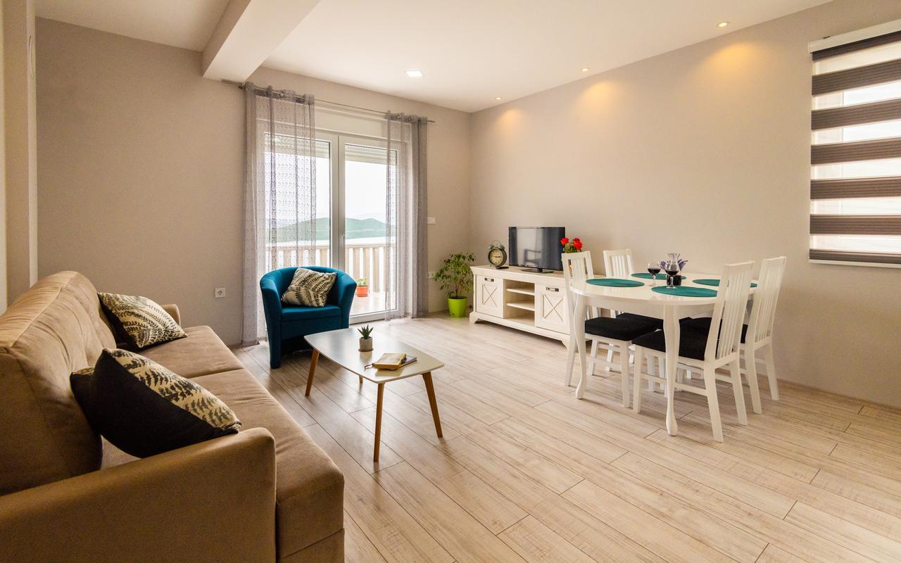 Apartments Leona Neum Exterior photo